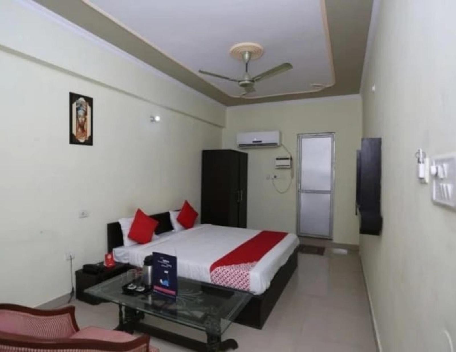 Hotel S K Palace Lucknow , Best Hotel In Lucknow , Hotel In Transport Nagar Lucknow ,Budget Hotels In Lucknow Eksteriør bilde